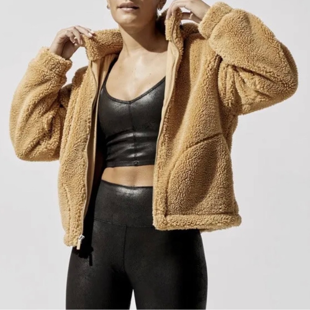 NWT Carbon38 Teddy Zip Up Jacket With Hood - M - Roots